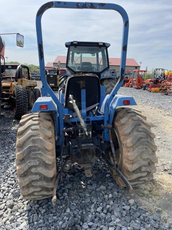 New Holland TC30 Tractor