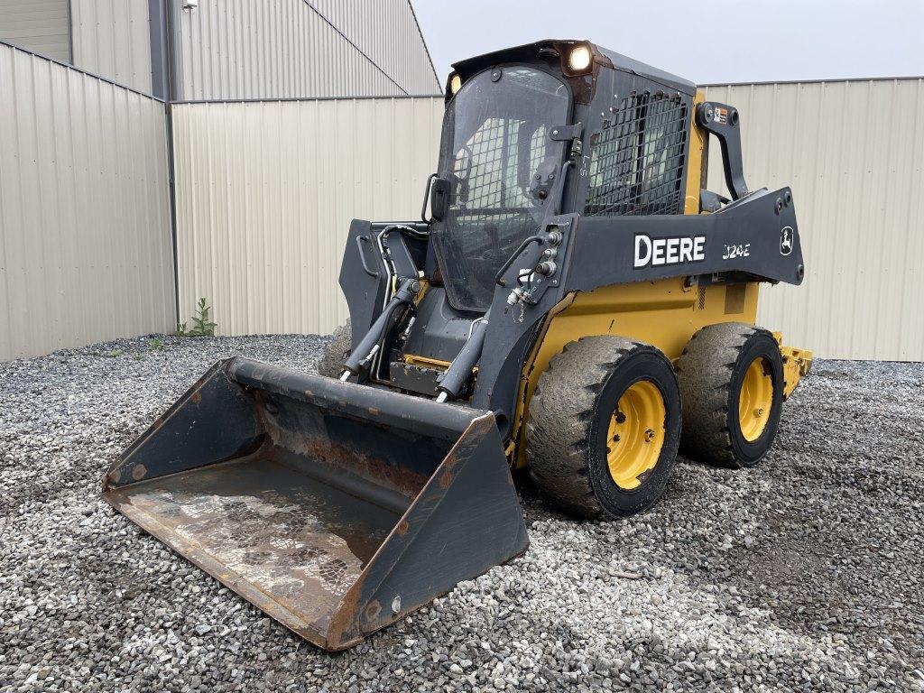 Deere 324E Wheel Skid Loader