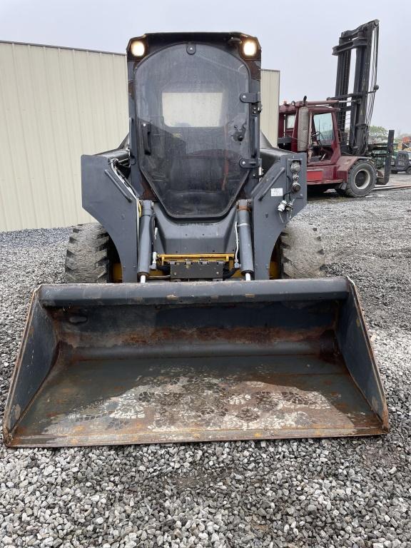 Deere 324E Wheel Skid Loader