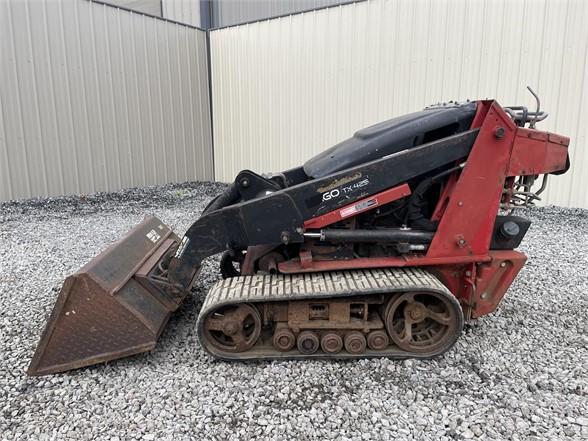 Toro Dingo TX425 Walk Behind Skid Loader