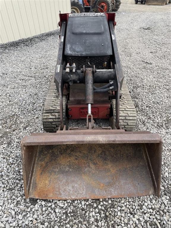 Toro Dingo TX425 Walk Behind Skid Loader