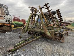 John Deere 230 Folding Disk