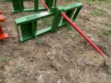 New - Single Bale Spear - GREEN