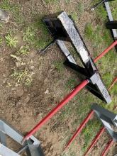 New - Single Bale Spear - BLACK