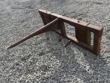 Bale Spear fits to Farmhand Loader