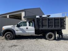 Ford F450 Super Duty Dump Truck