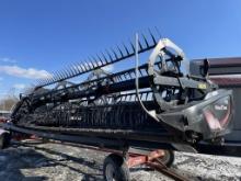 MacDon D135 draper header