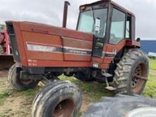 International 5288 Tractor