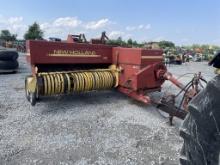 New Holland 575 Square Baler