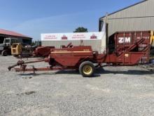 New Holland 570 Square Baler