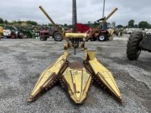 New Holland 824 two row Corn head