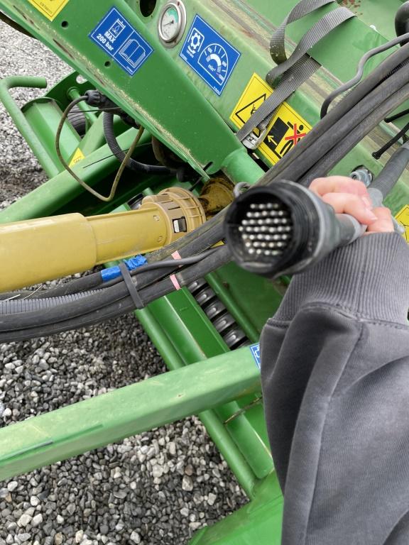 McHale V6 750 Round Baler