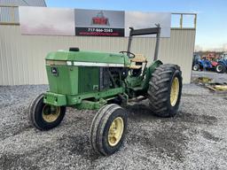 John Deere 2555 Tractor