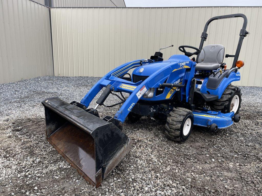 New Holland Boomer 1025 Tractor