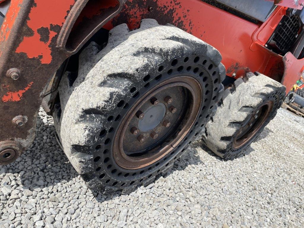 Kubota SSV65 Wheel SKid Loader