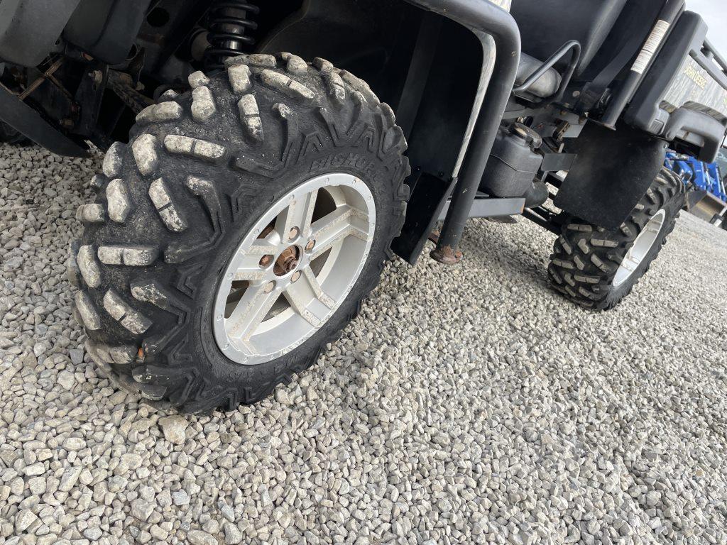 John Deere 825I XUV Gator Utility Vehicle