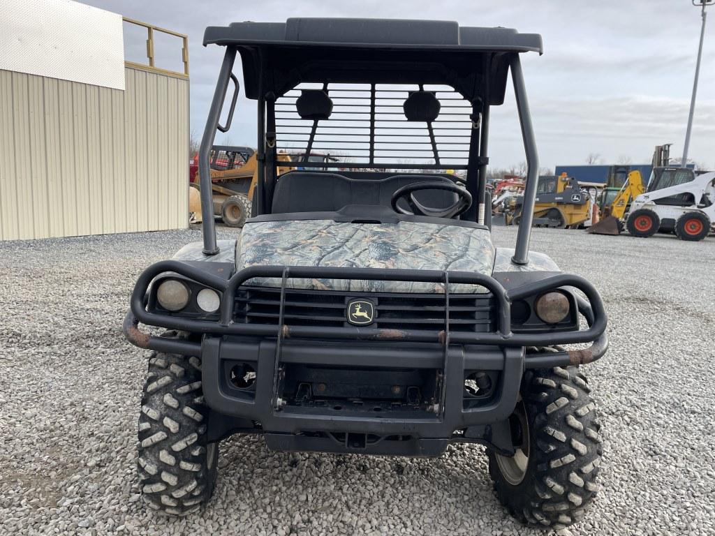 John Deere 825I XUV Gator Utility Vehicle