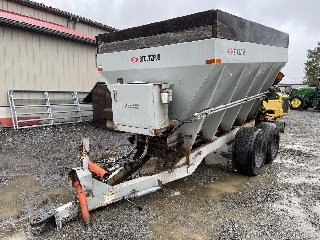 Stoltzfus TV2WH4DX Spreader