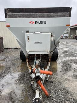 Stoltzfus TV2WH4DX Spreader