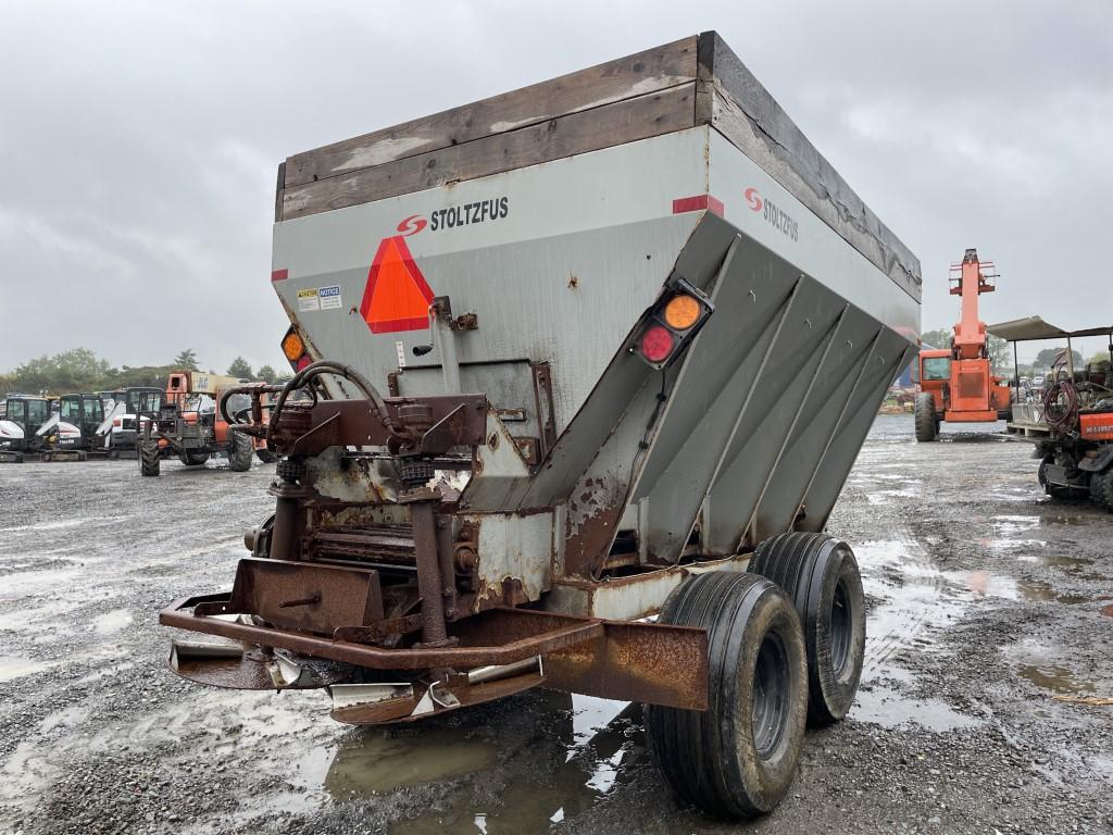 Stoltzfus TV2WH4DX Spreader
