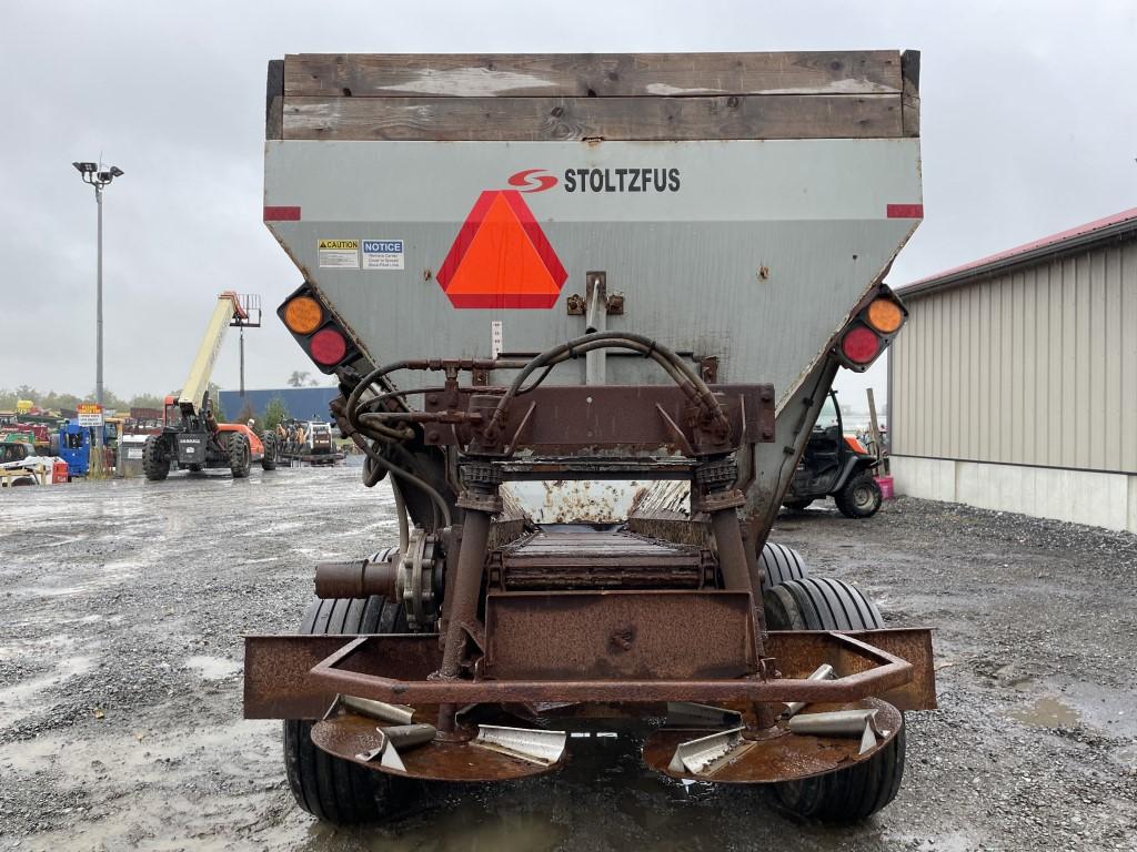 Stoltzfus TV2WH4DX Spreader