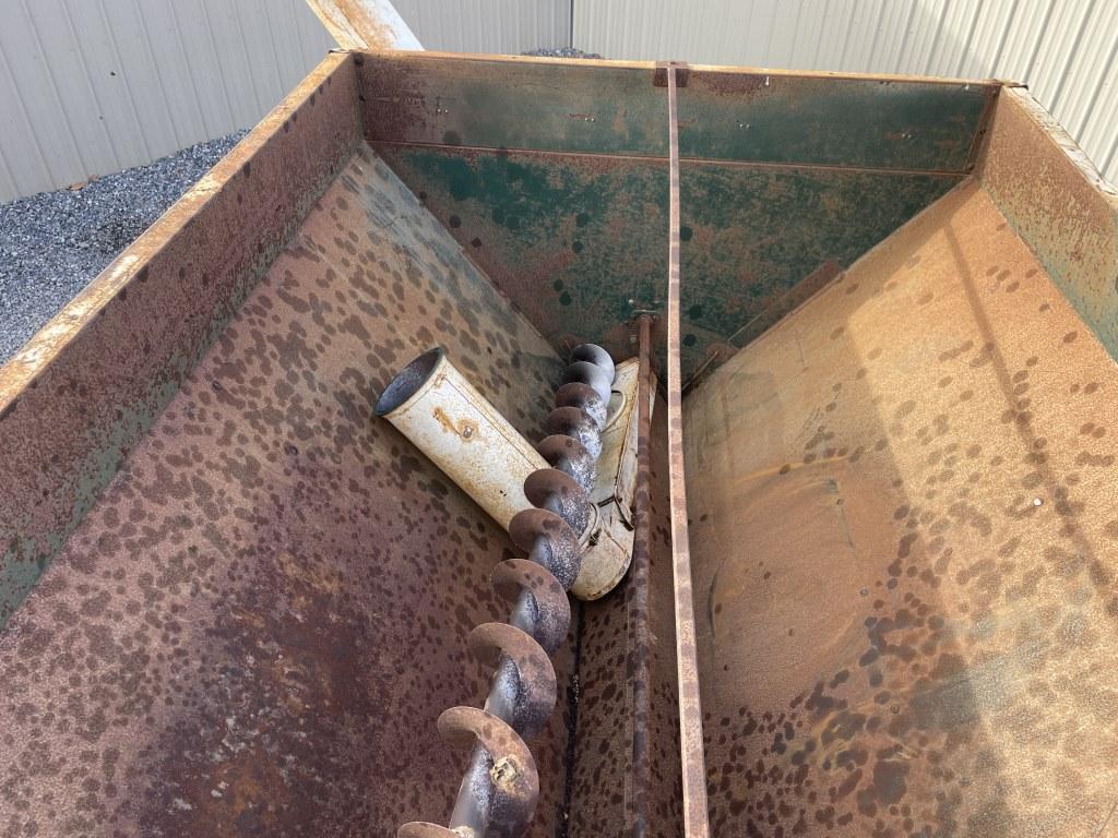 Pioneer Seeds Auger Cart