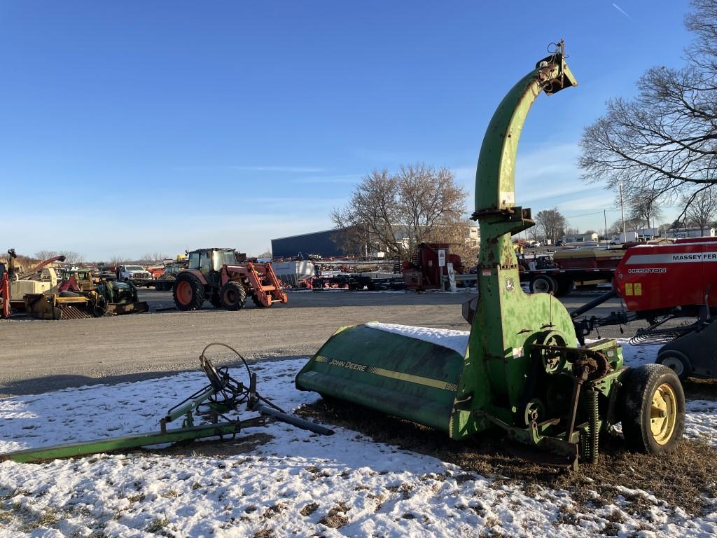 John Deere 972 Flail Chopper