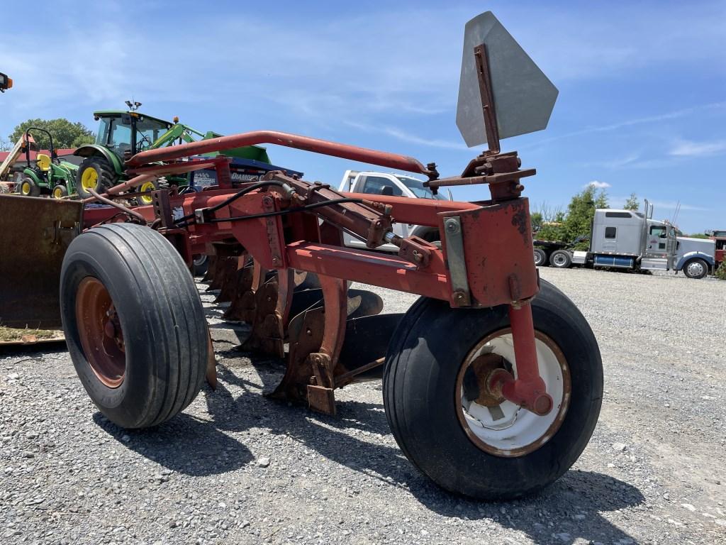 Case IH 7500 Veri-Width 6 Bottom Plow