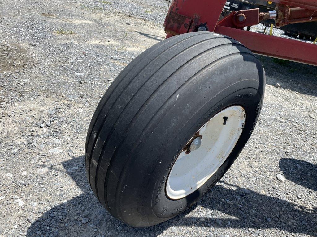 Case IH 7500 Veri-Width 6 Bottom Plow