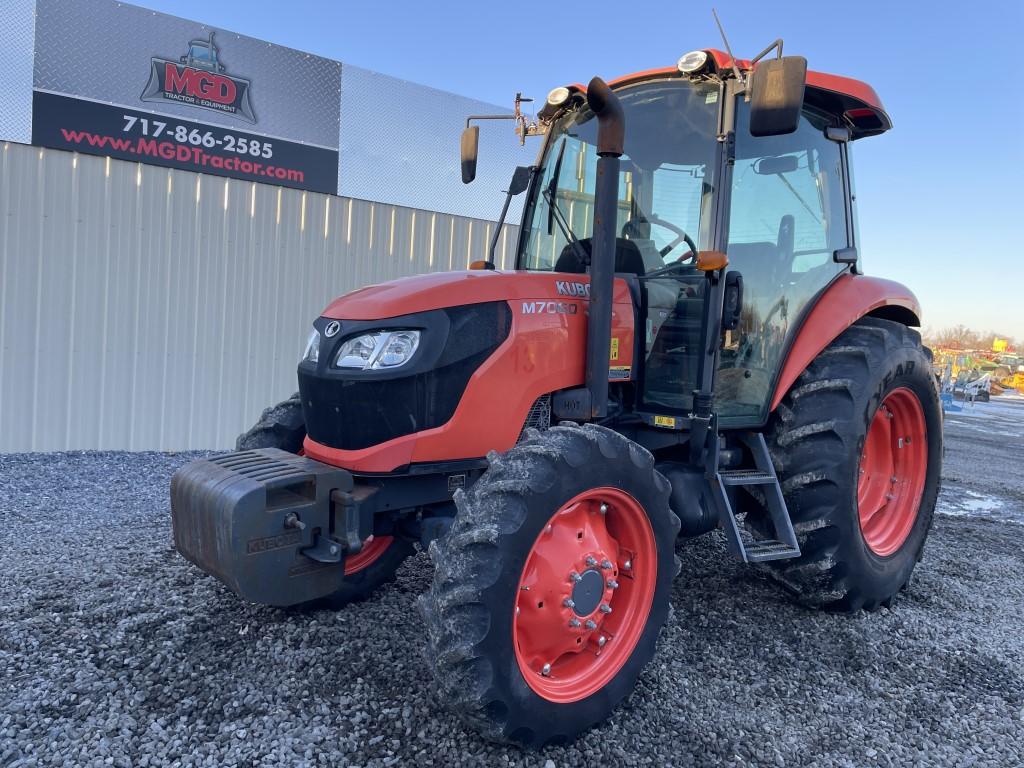 Kubota M7060D Tractor