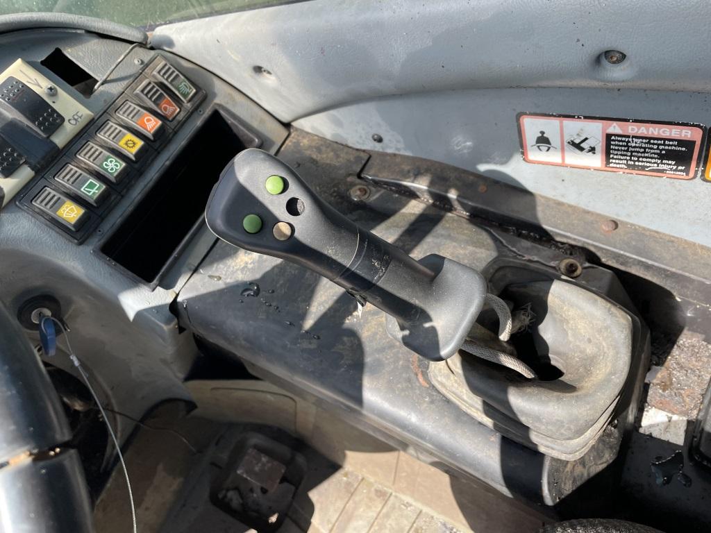 New HOlland LM445A Telehandler