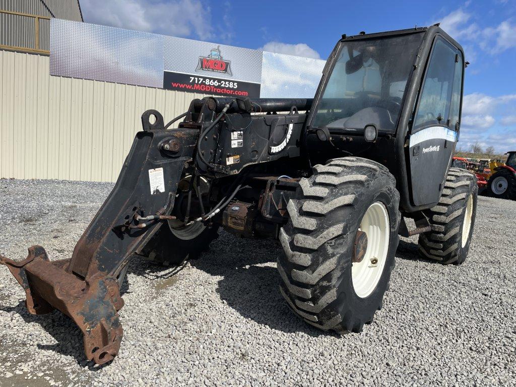 New HOlland LM445A Telehandler