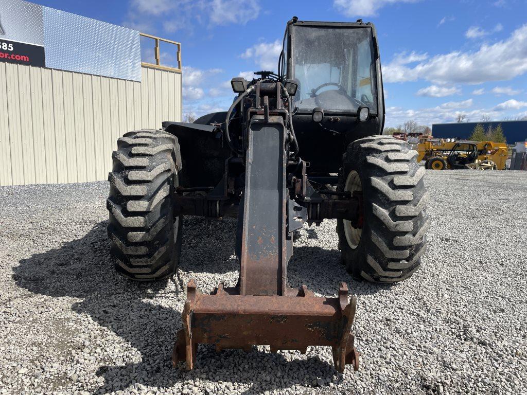 New HOlland LM445A Telehandler