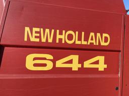 New Holland 644 Round Baler