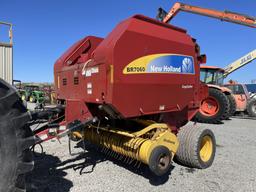 New Holland BR7060 Round Baler