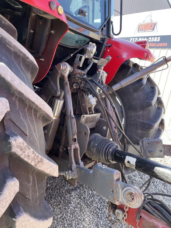 New Holland BR7060 Round Baler