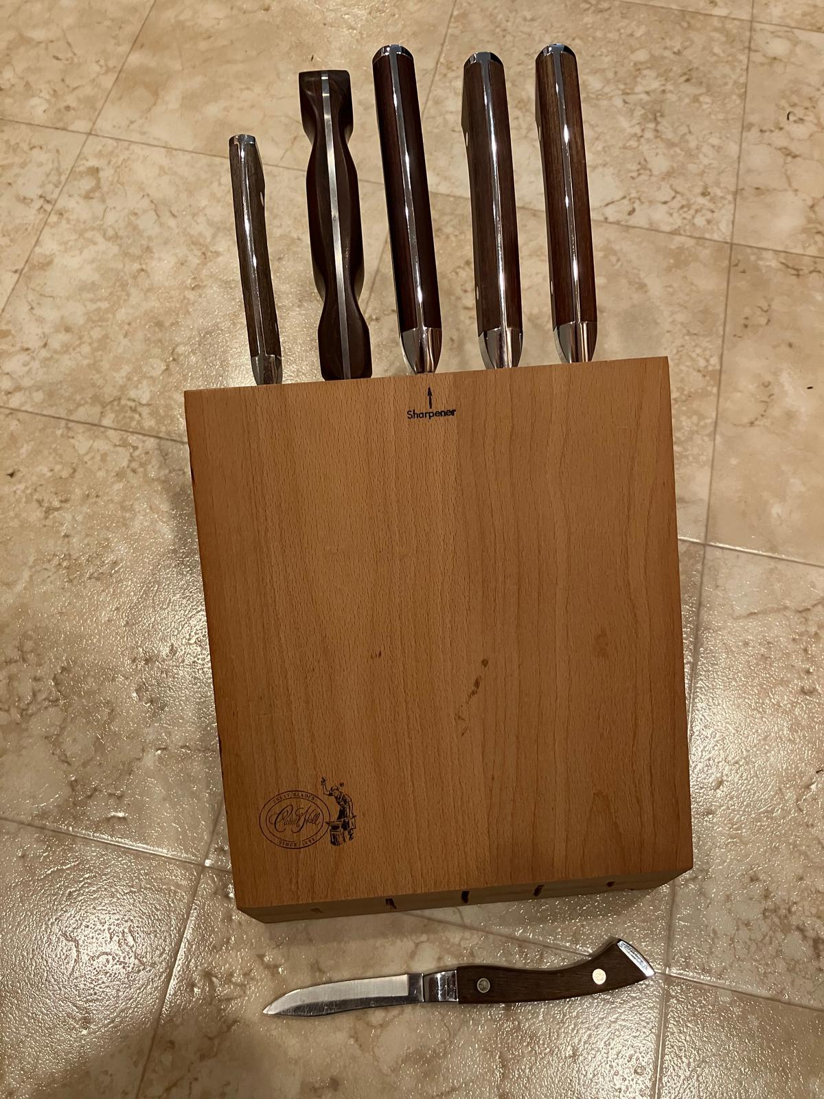 Nice kitchen knife set
