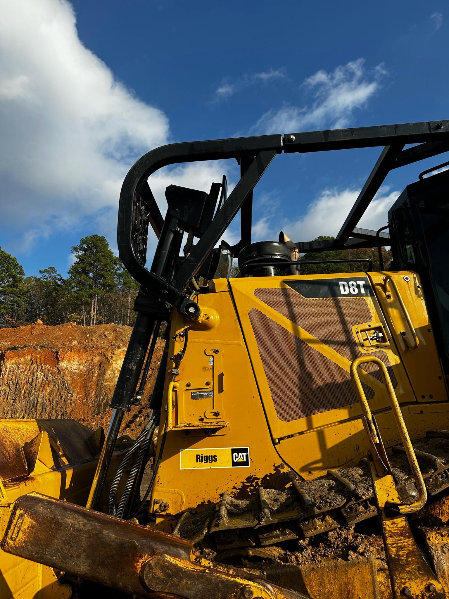 2014 CAT D8T