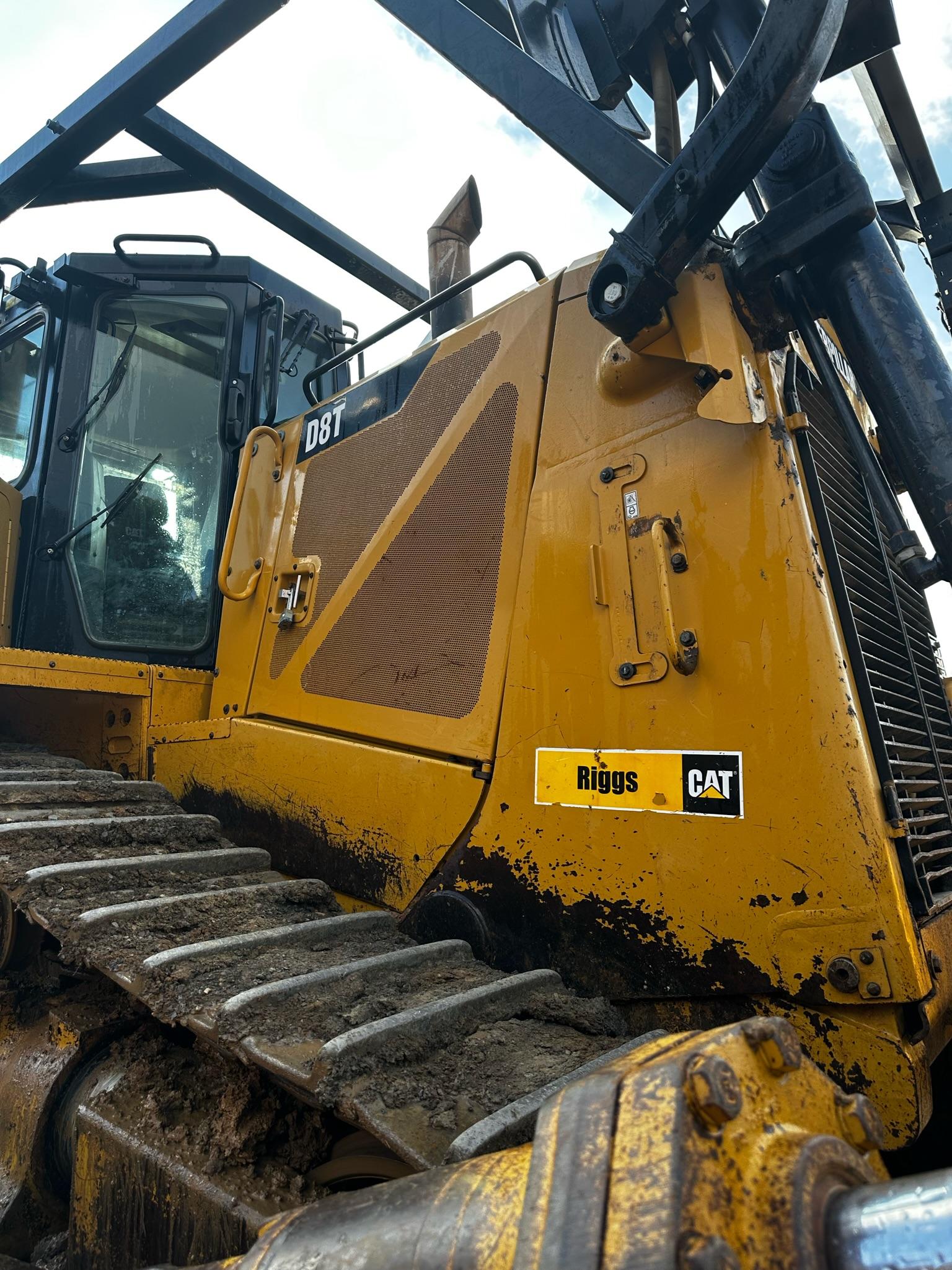 2014 CAT D8T