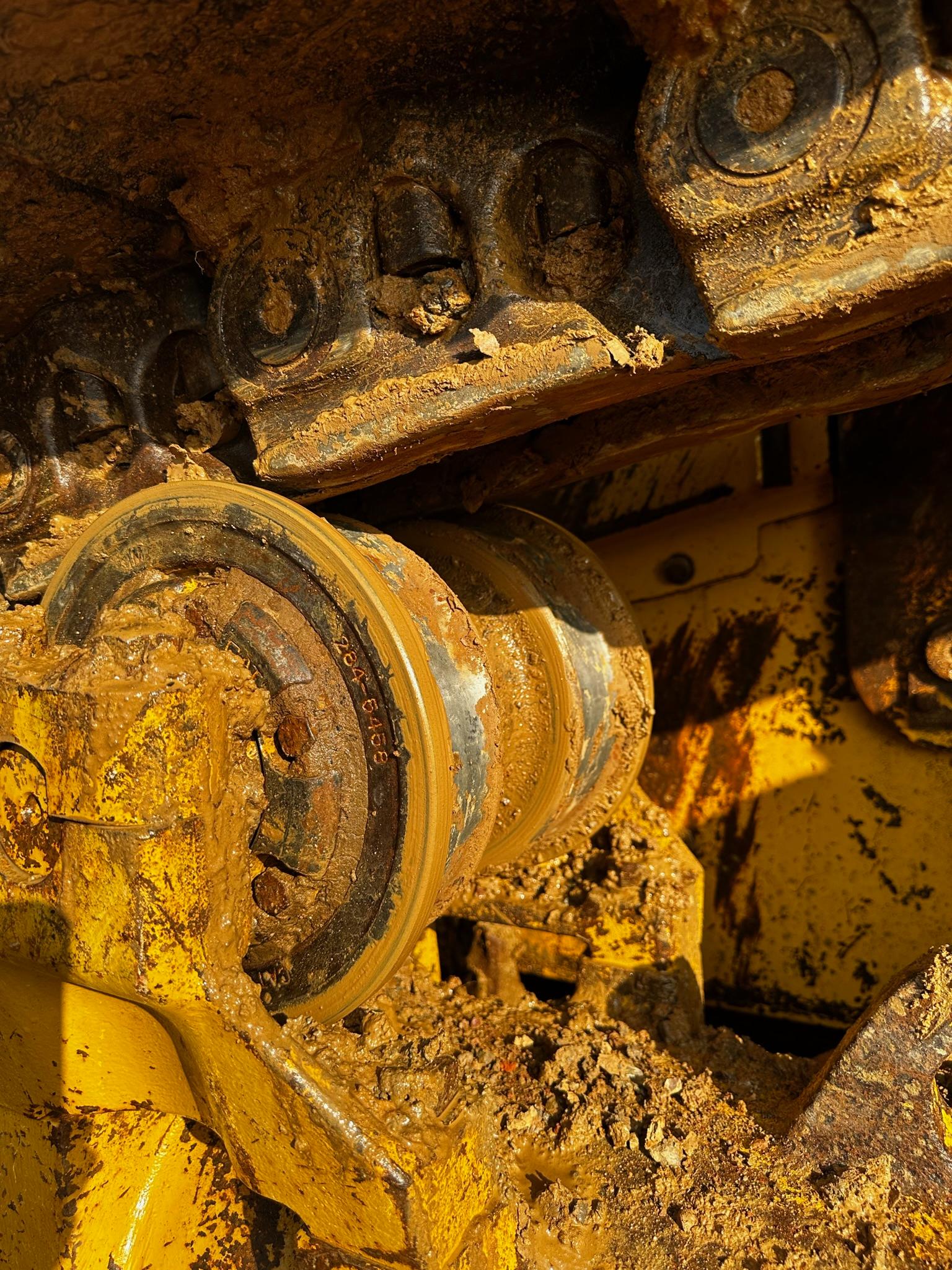2014 CAT D8T