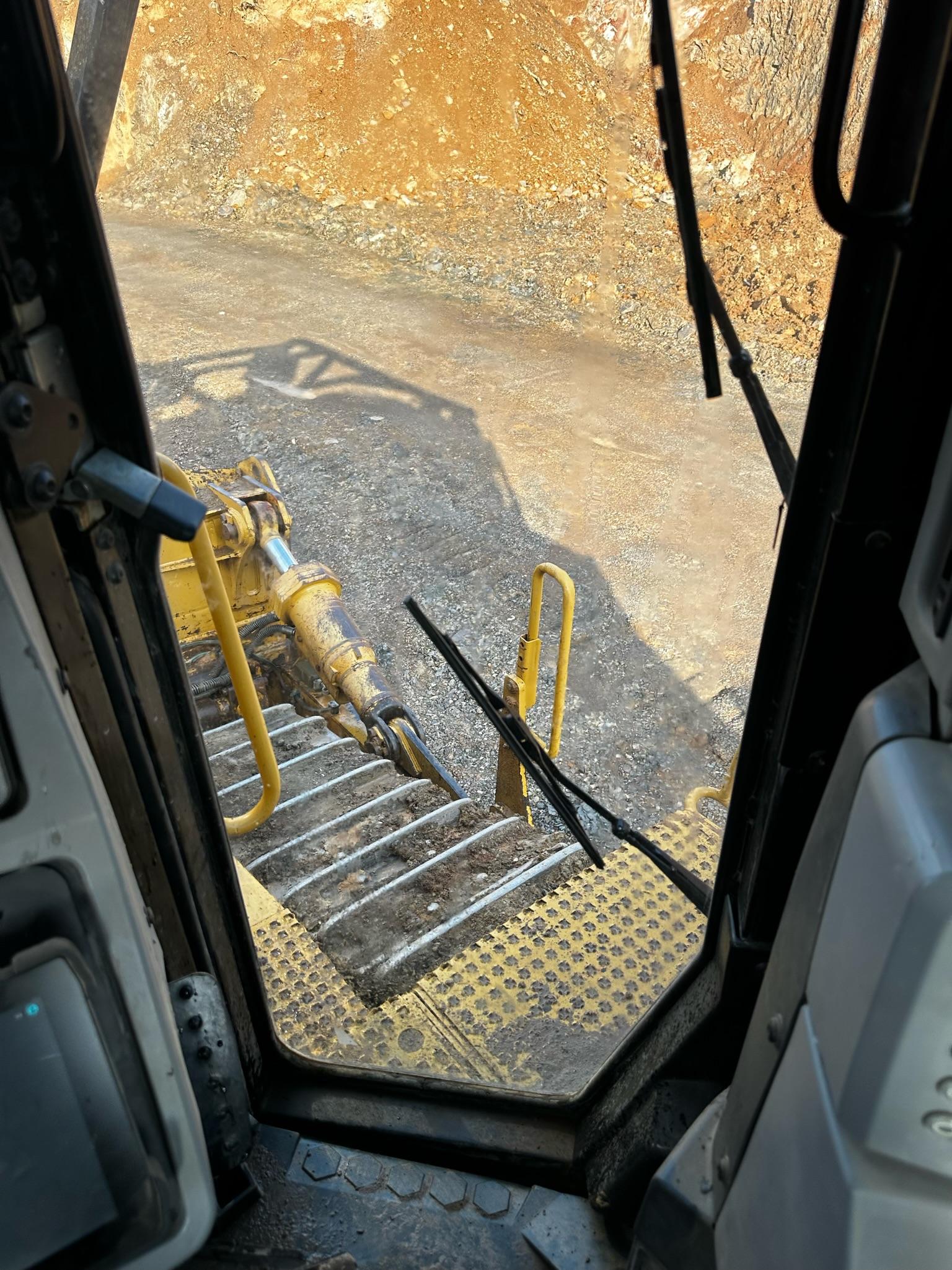 2014 CAT D8T