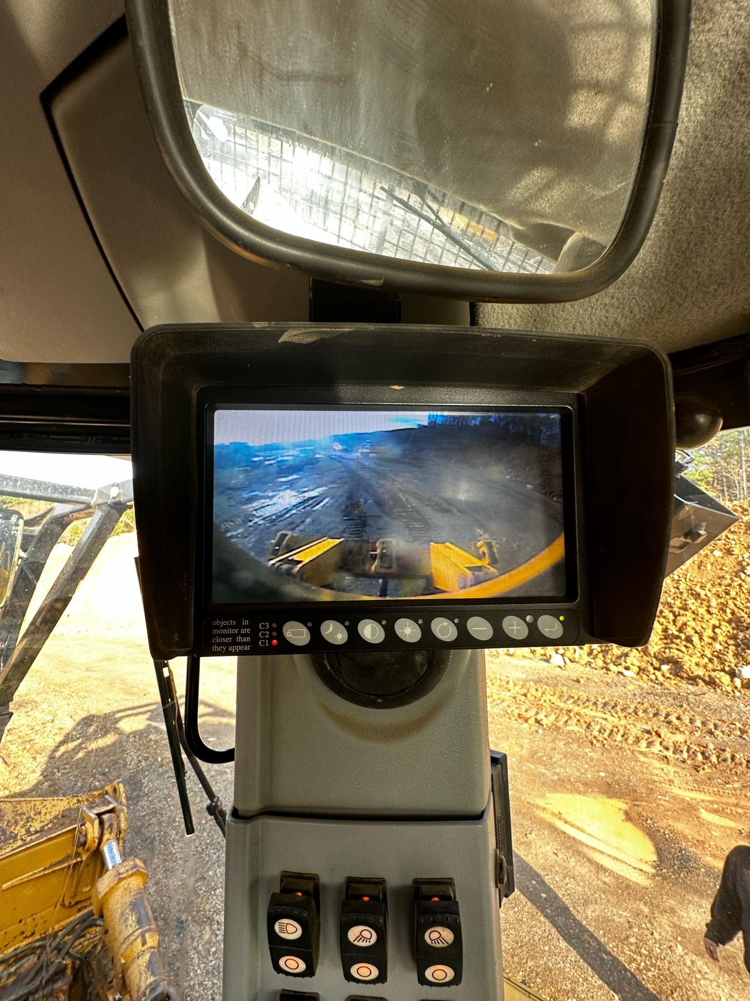 2014 CAT D8T