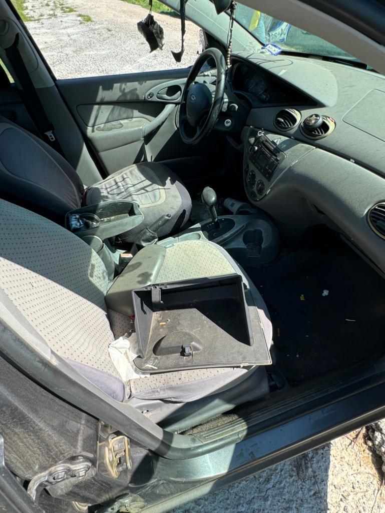 2002 FORD FOCUS