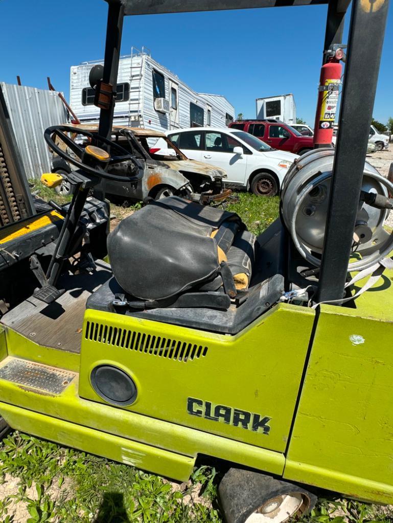 Clark Fork Lift