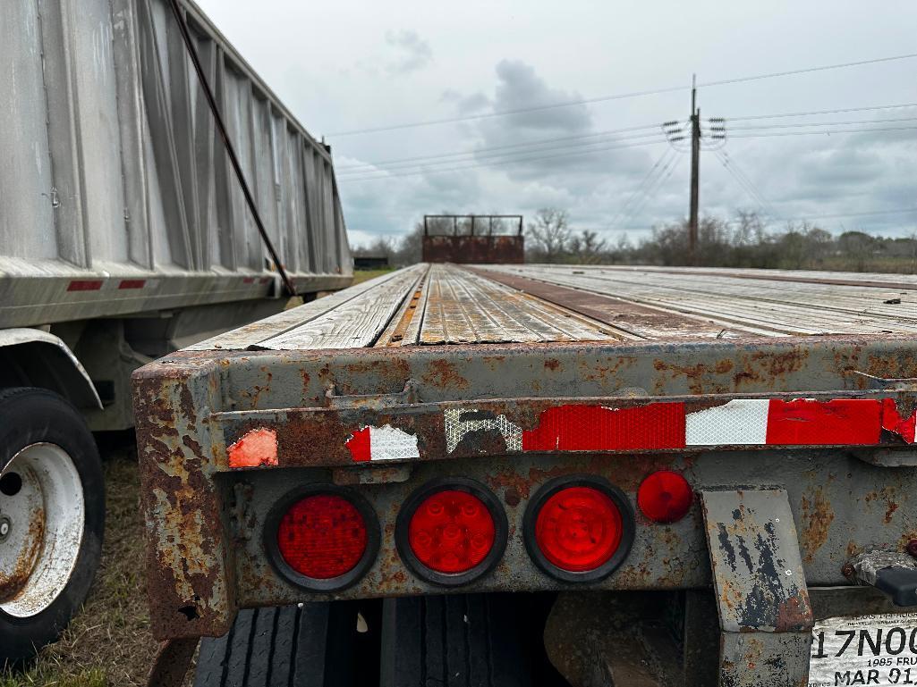 1985 Fruehauf Flatbed Trailer