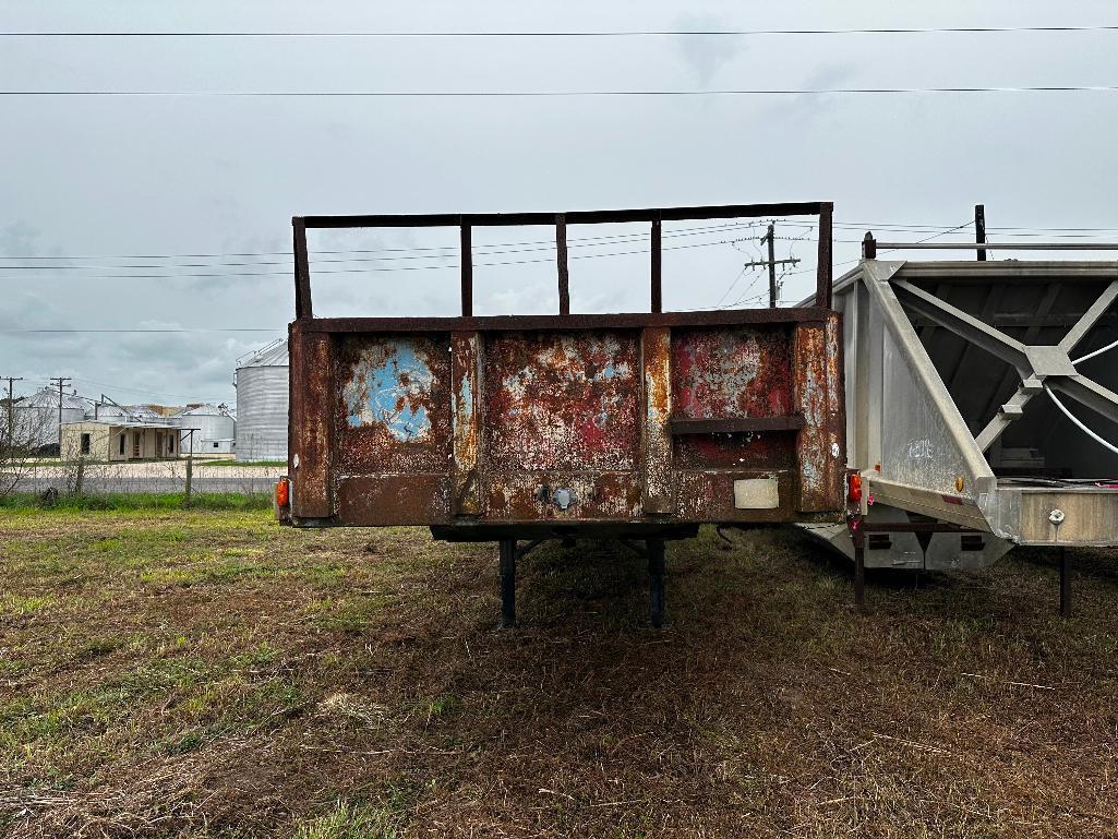 1985 Fruehauf Flatbed Trailer