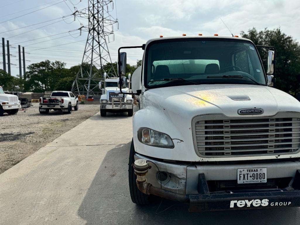 2003 Freightliner Business Class M2 Water Truck