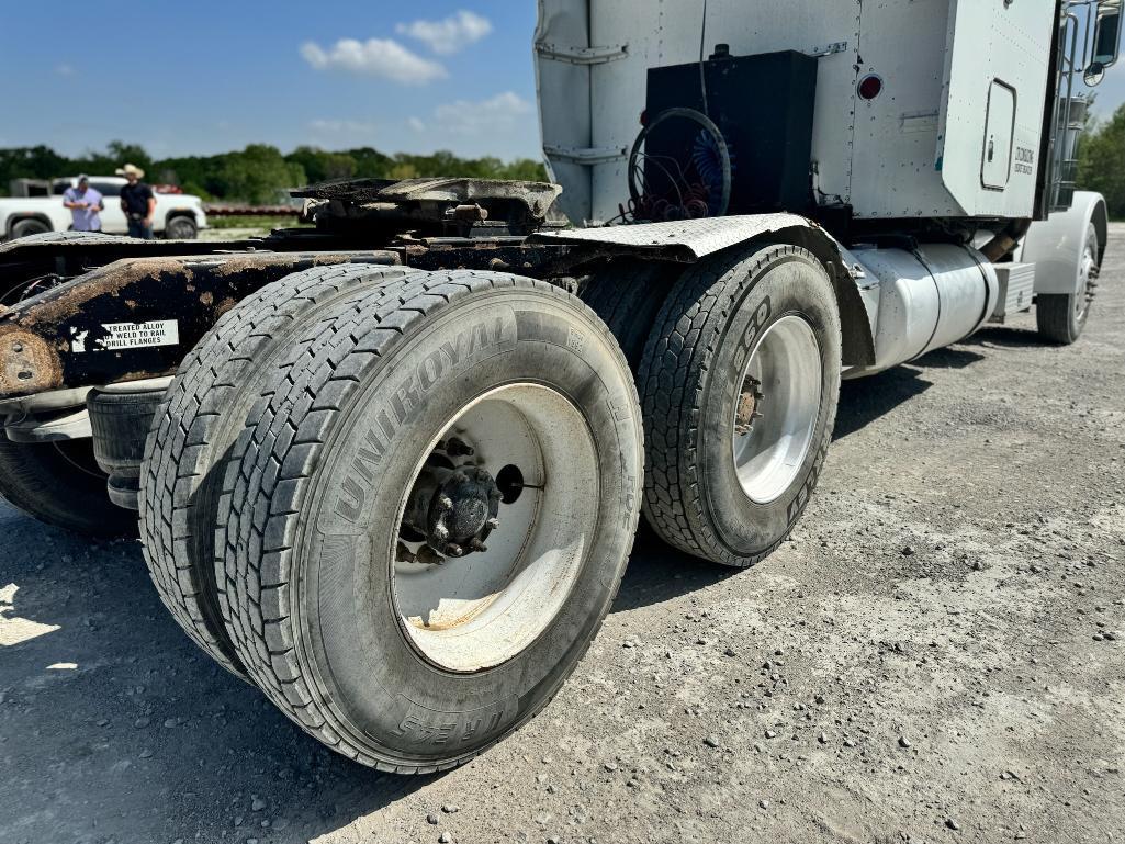 1999 Peterbilt 379