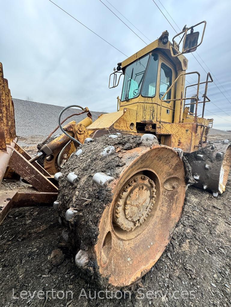 1987 CAT 826C Sheeps Foot Landfill Compactor