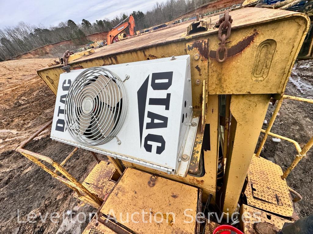1987 CAT 826C Sheeps Foot Landfill Compactor